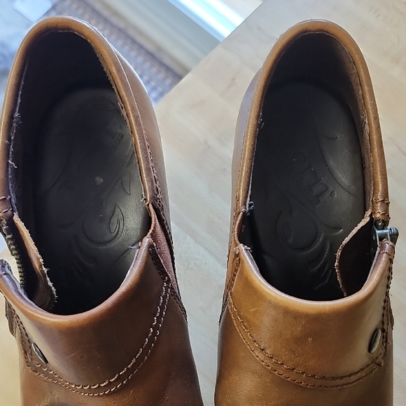 Born Brown Leather Ankle Boots with Zipper - Picture 5 of 6